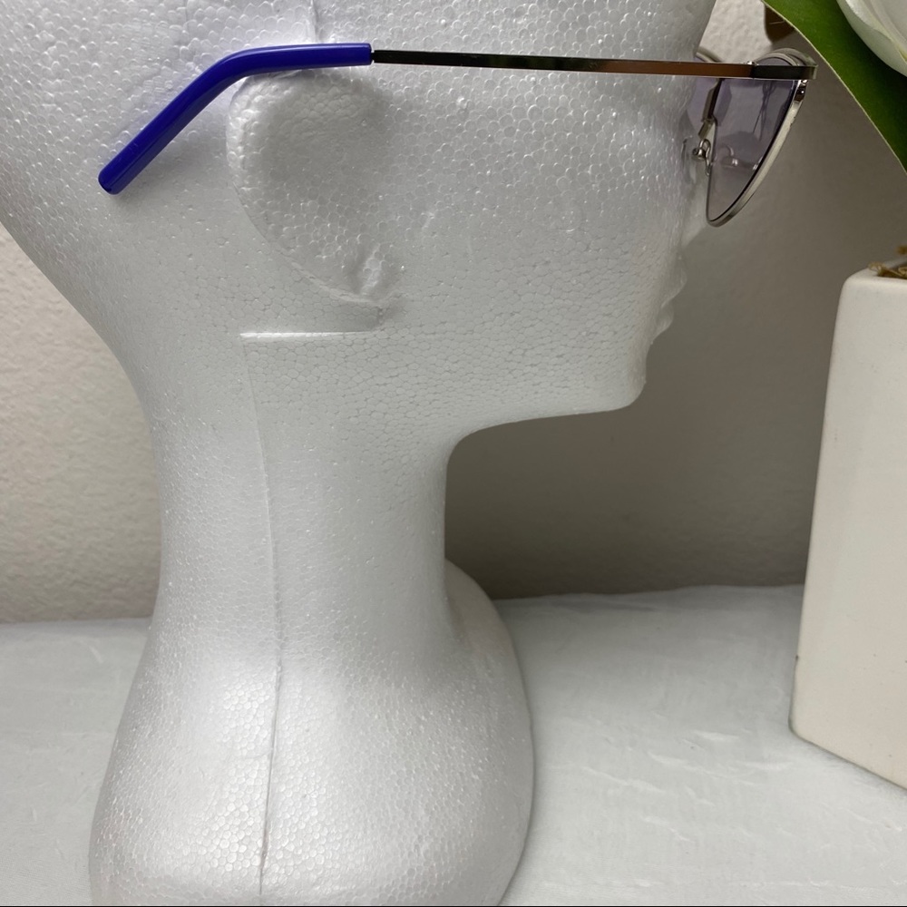 Women’s Retro Cat Eye Purple Tinted Sunglasses - Picture 2 of 2